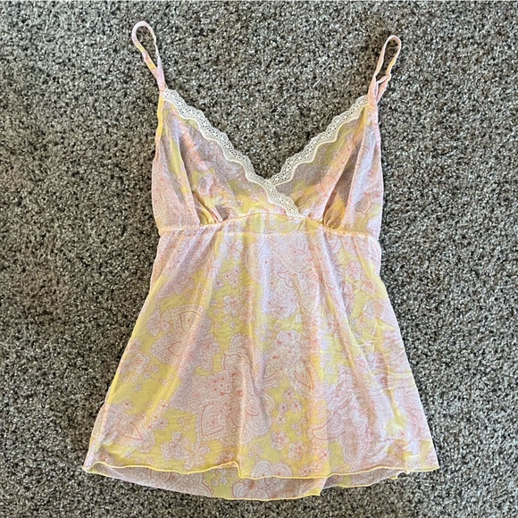 Y2k Tank Top Bundle of 4 Guess Old Navy Eberjey Material Girl - Picture 5 of 9